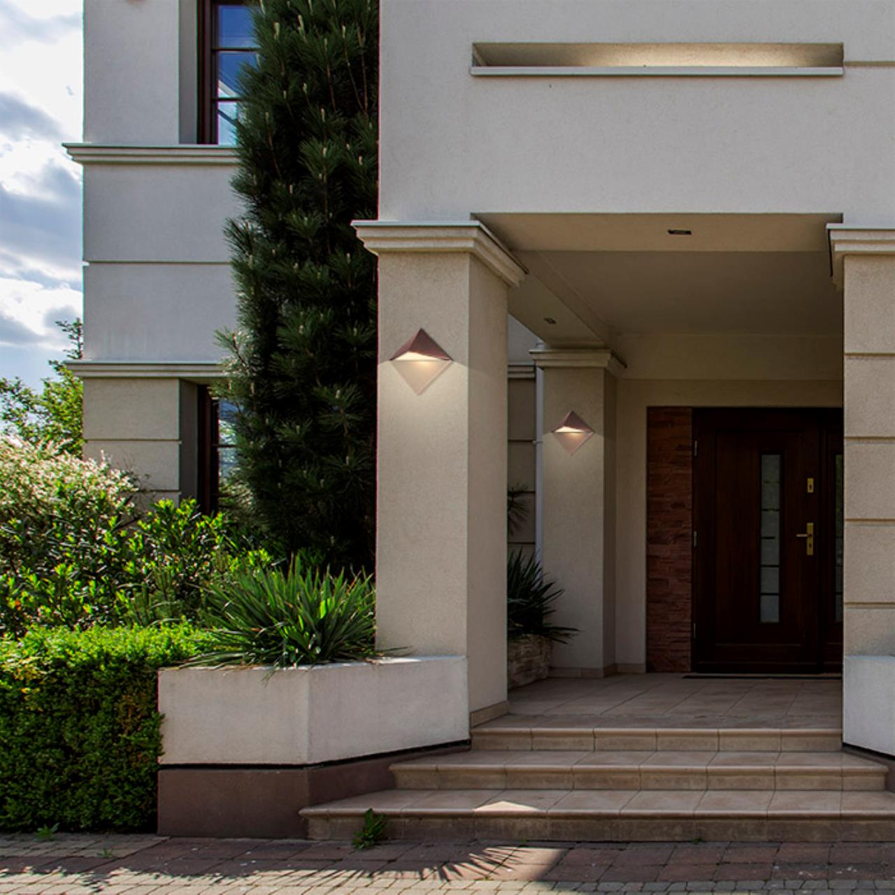 Дополнительная картинка Уличный настенный светильник Novotech Street Testa 370588