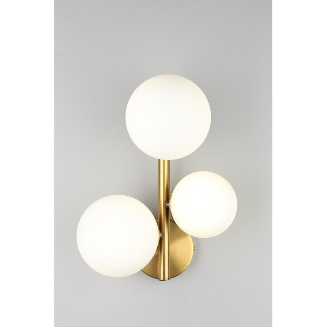 Картинка APL.314.01.03 Светильник настенный Aployt Letizia