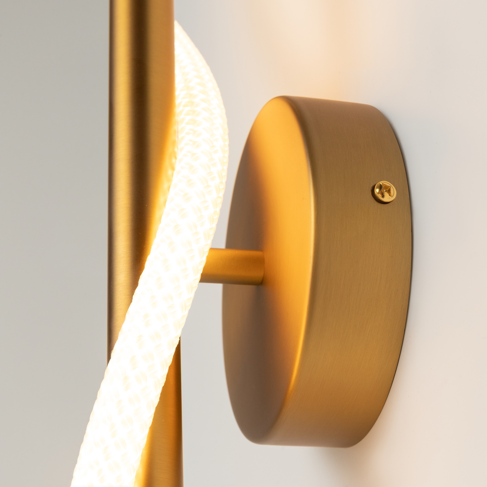 Дополнительная картинка Настенный светильник (бра) Maytoni MOD166WL-L12G3K