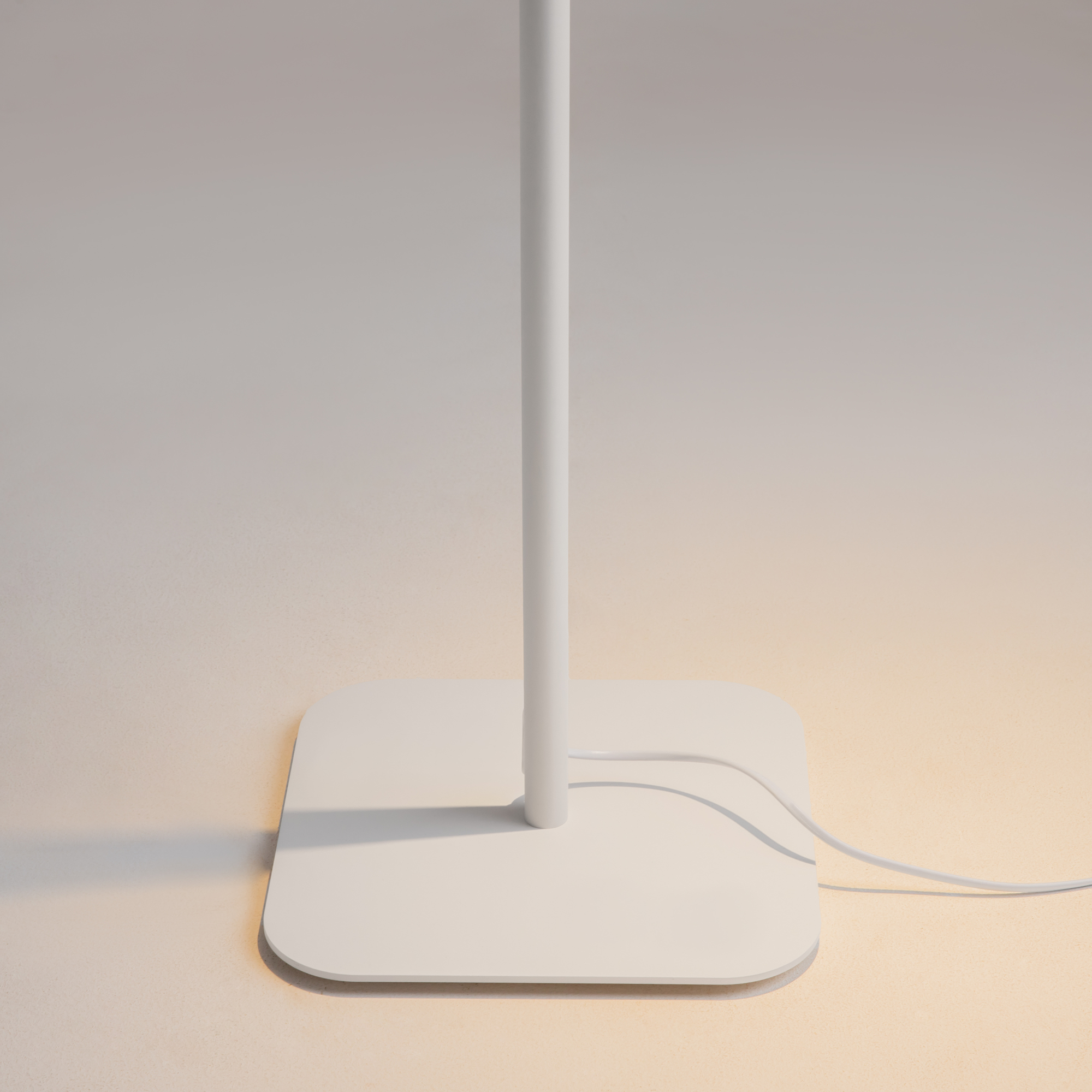 Дополнительная картинка Торшер Maytoni Farel Z001FL-L3W-1W