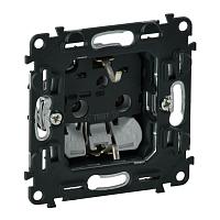 Розетка Legrand Valena Мех In Matic 16A 250V с/з безвинтовой зажим 753021 